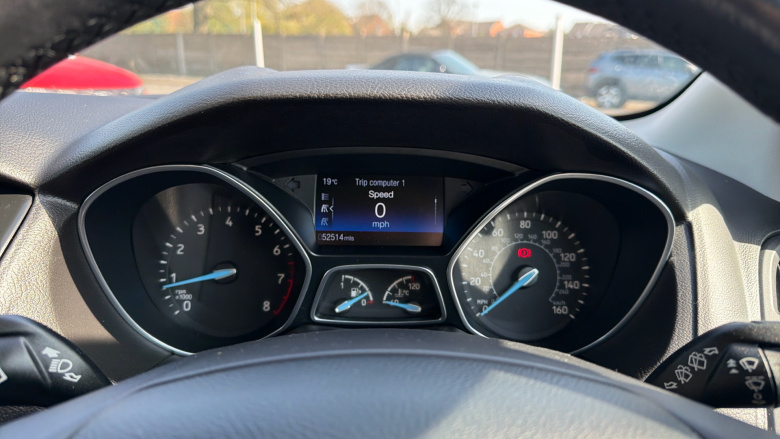 Ford Focus 1.0 EcoBoost 125 Titanium Navigation 5dr Petrol Hatchback